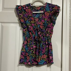 Lishly Vibrant Floral Top Size Small